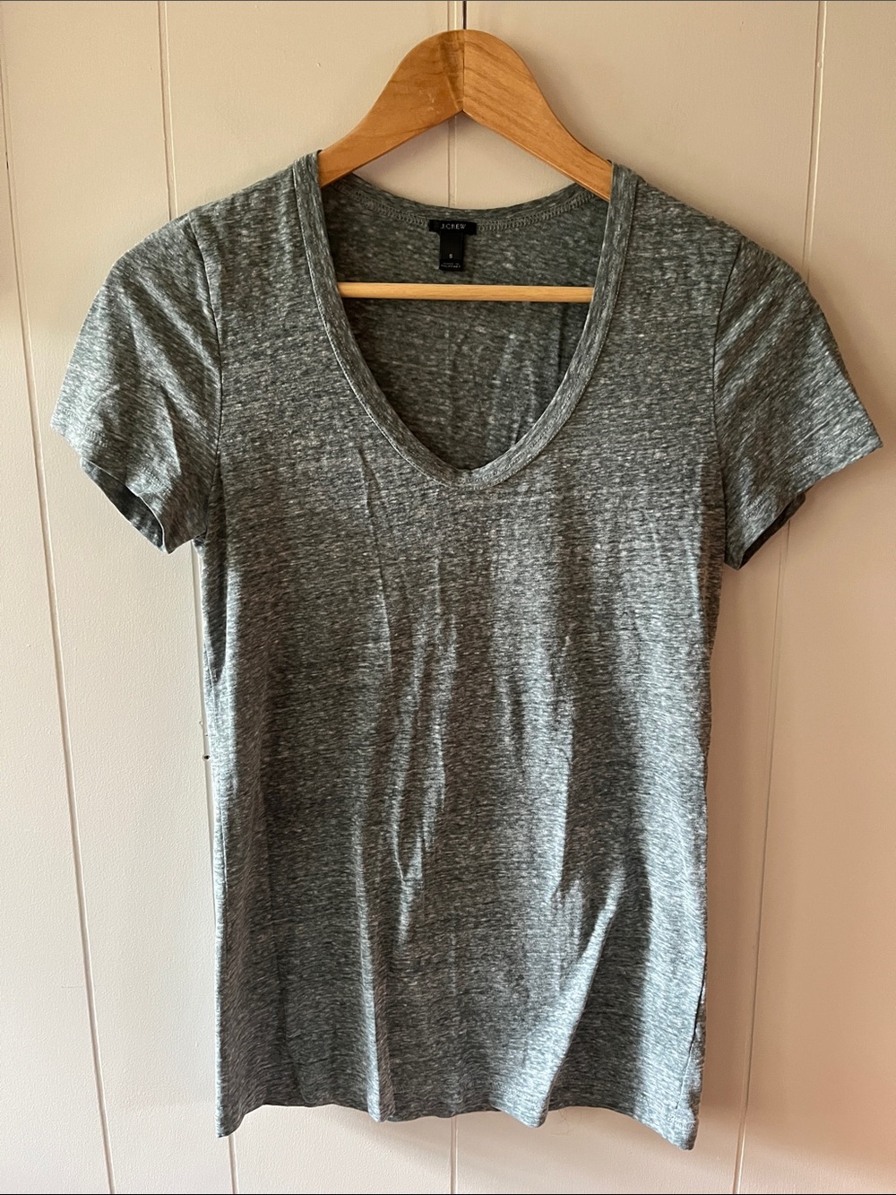 J. Crew Rounded V-Neck Short Sleeve Tee